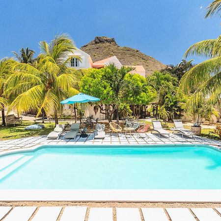 Lakaz Del Sol - Modern And Elegant Apartments With Luxurious Garden, Pool And Barbecue Area - Tourism Permit Certified Tamarin Extérieur photo