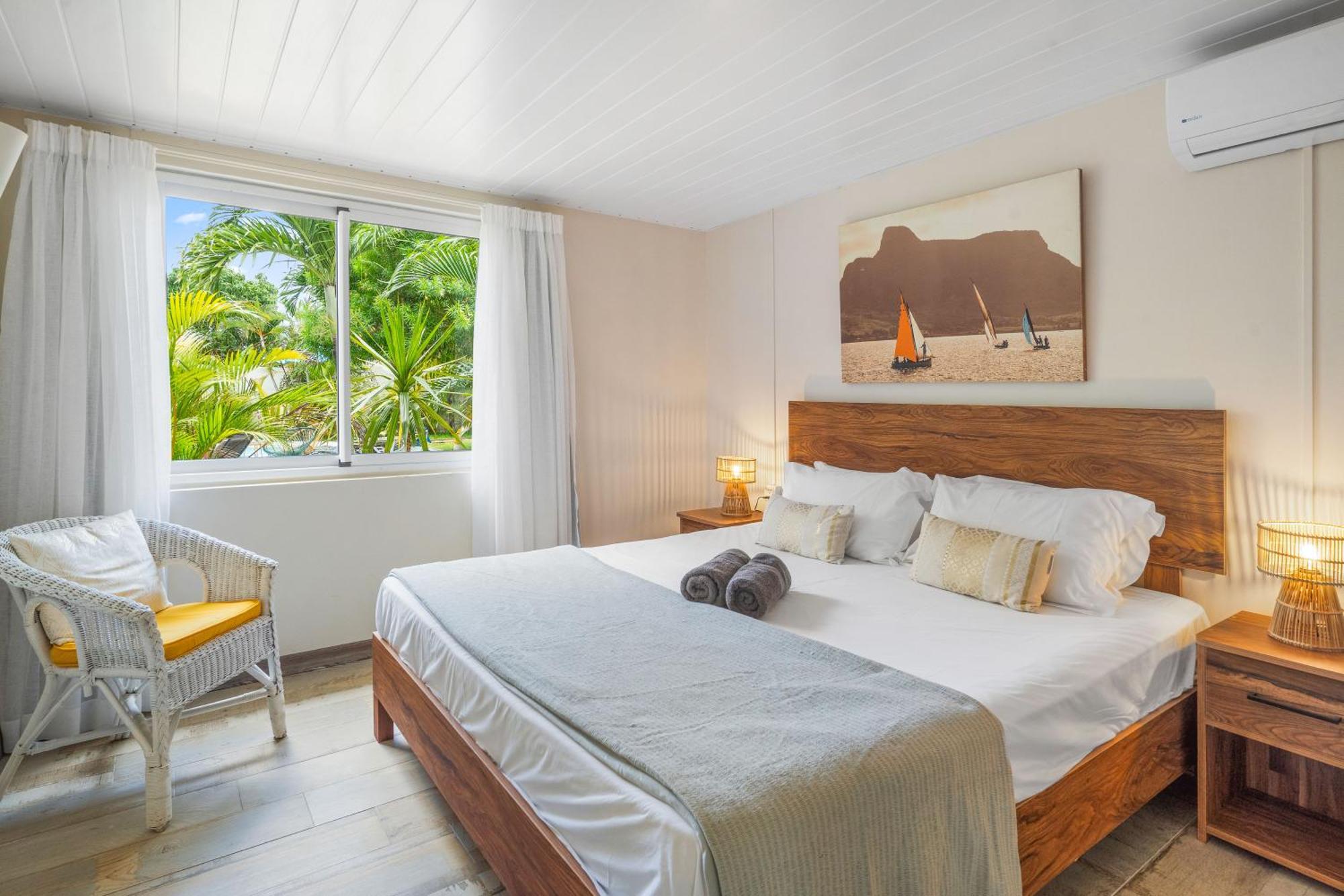 Lakaz Del Sol - Modern And Elegant Apartments With Luxurious Garden, Pool And Barbecue Area - Tourism Permit Certified Tamarin Extérieur photo