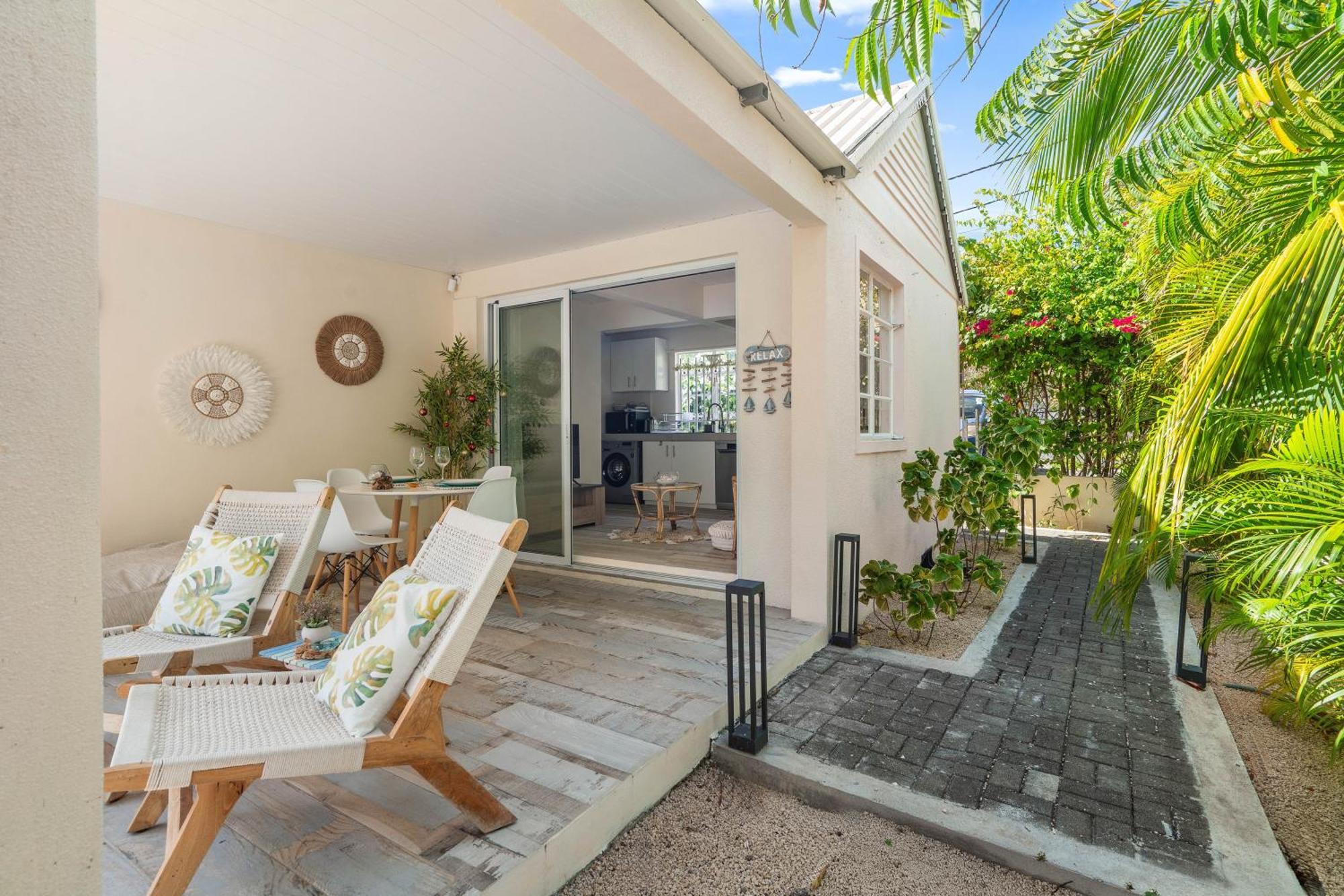 Lakaz Del Sol - Modern And Elegant Apartments With Luxurious Garden, Pool And Barbecue Area - Tourism Permit Certified Tamarin Extérieur photo