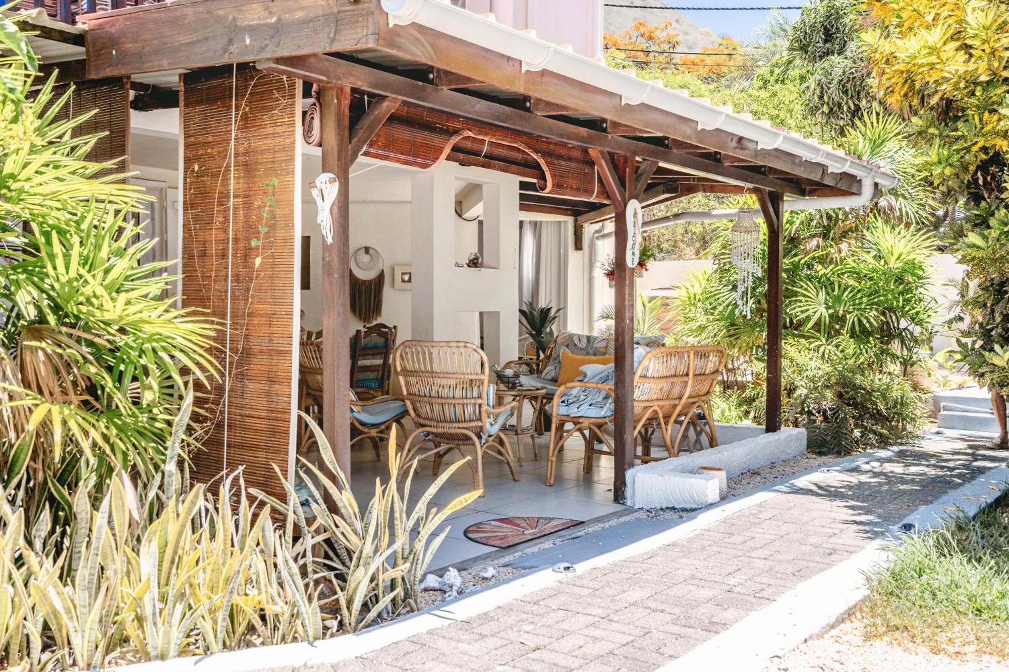 Lakaz Del Sol - Modern And Elegant Apartments With Luxurious Garden, Pool And Barbecue Area - Tourism Permit Certified Tamarin Extérieur photo