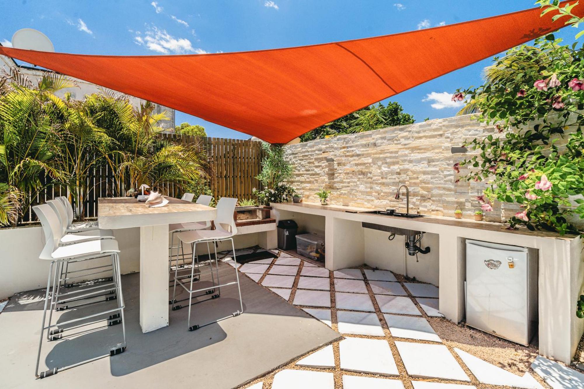 Lakaz Del Sol - Modern And Elegant Apartments With Luxurious Garden, Pool And Barbecue Area - Tourism Permit Certified Tamarin Extérieur photo